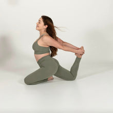 Charger l&#39;image dans la galerie, YOGA &amp; PICNIC
